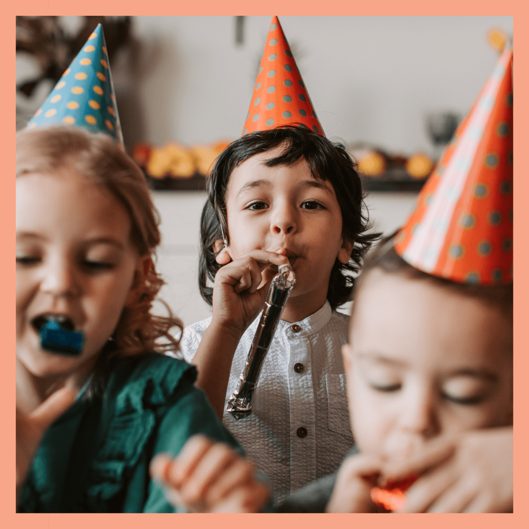 Over-the-Top_play-cafe_child-minding2